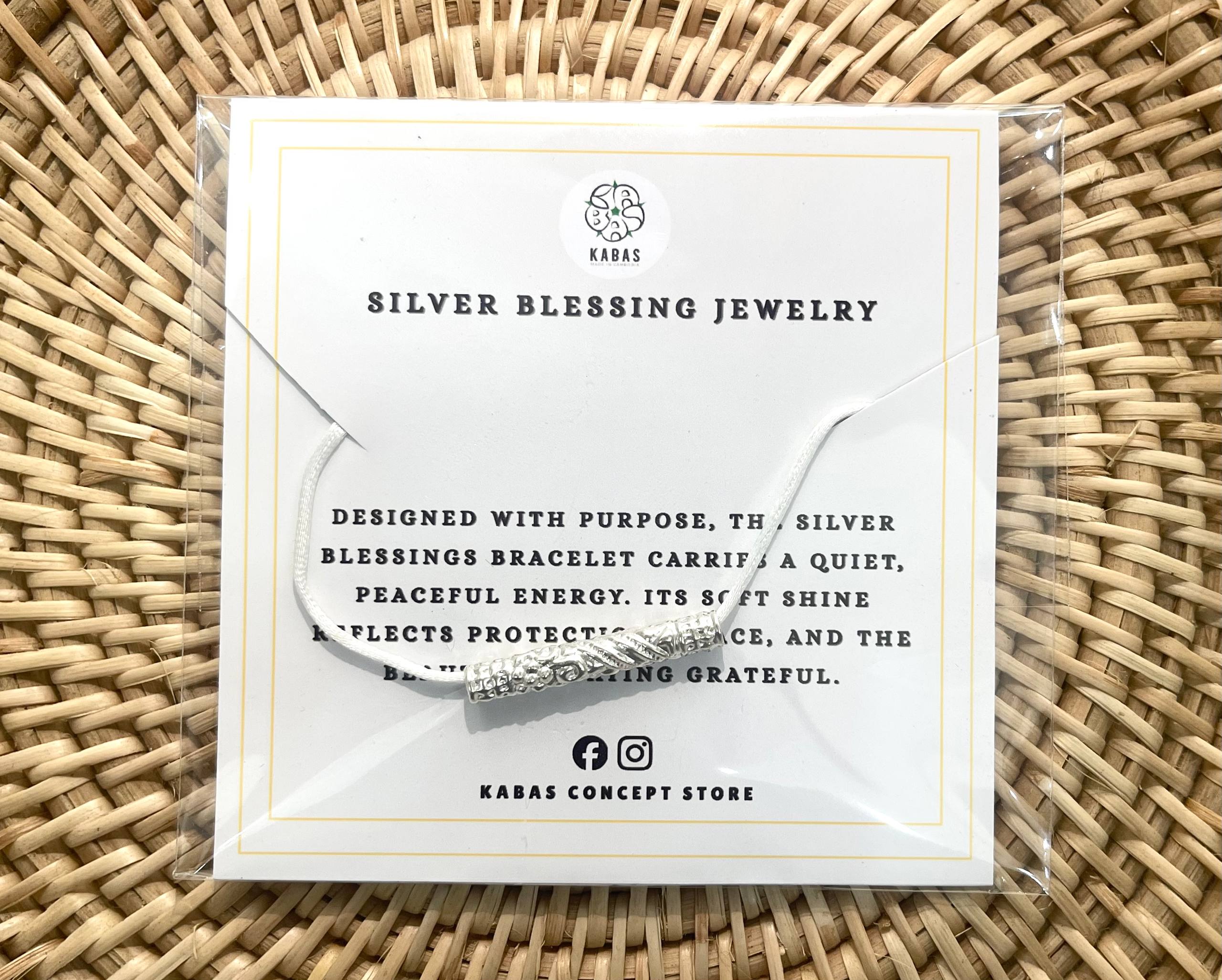 Kabas Katha small white