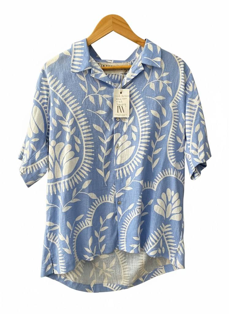 Men T- shirt blue pattern Size L